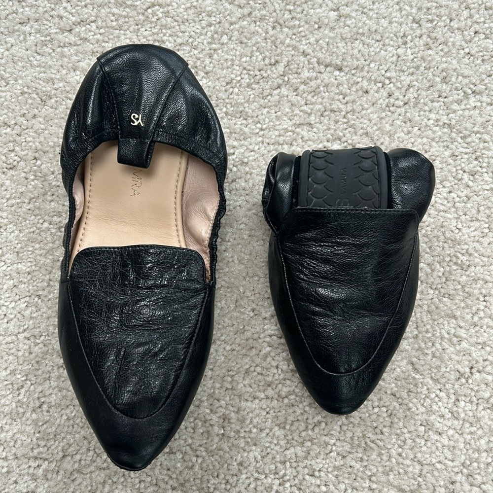 Yosi Samra Black Leather Foldable Pointed Toe Flats